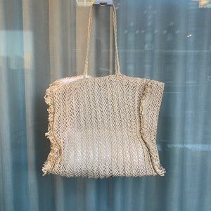 SEAFOLLY Rafia Style Lined Beach Bag / Tote w. Interior Snap Closure and Pocket